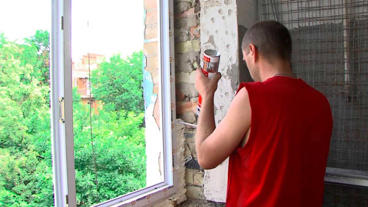 Полиуретановая монтажная пена Ceresit TS 65
